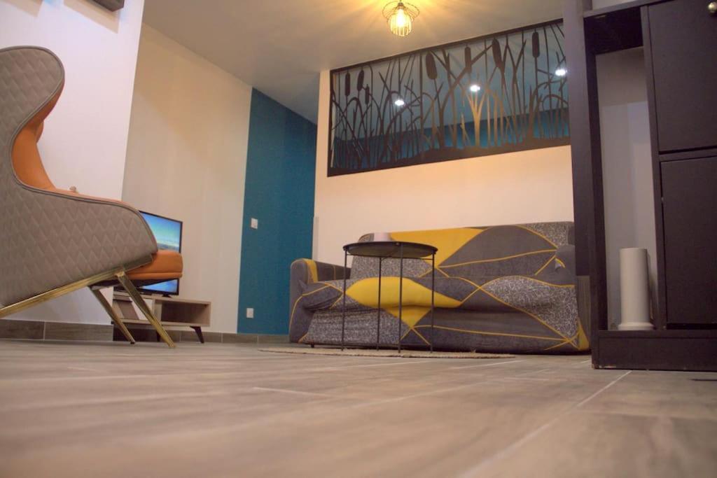 Logement Cosy - Proche Du Prado Apartment Bourges Ngoại thất bức ảnh